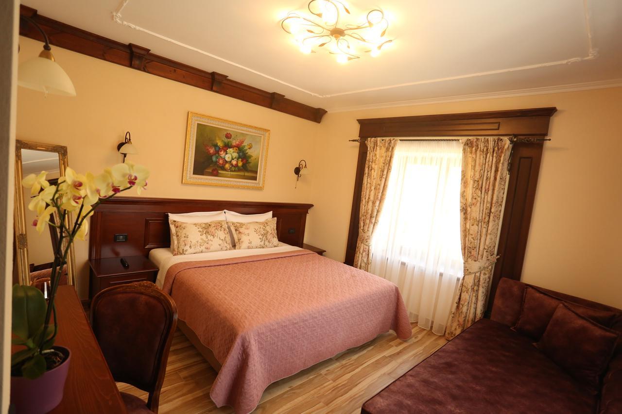 Vila Dante Boutique Hotel Tushemisht Exteriör bild