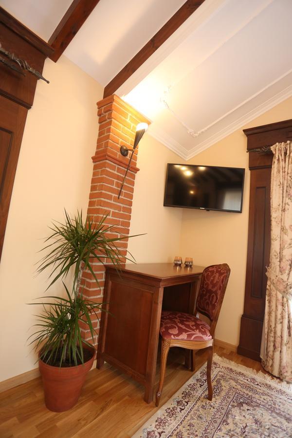 Vila Dante Boutique Hotel Tushemisht Exteriör bild