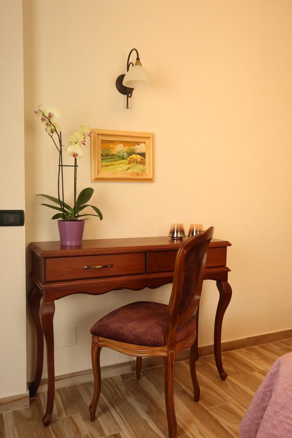 Vila Dante Boutique Hotel Tushemisht Exteriör bild