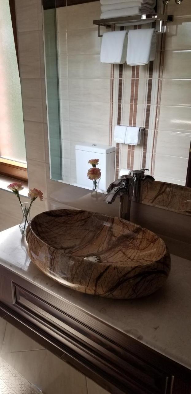 Vila Dante Boutique Hotel Tushemisht Exteriör bild
